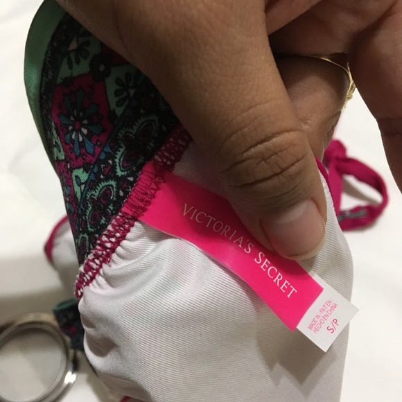 ‼️Final Price‼️Victoria’s Secret Bikini Top small - Picture 4 of 5